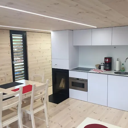 Hausboot Fuer Vier Personen Mit Kamin Und Terrasse By Interhome Διαμέρισμα Βίλχελμσχαφεν